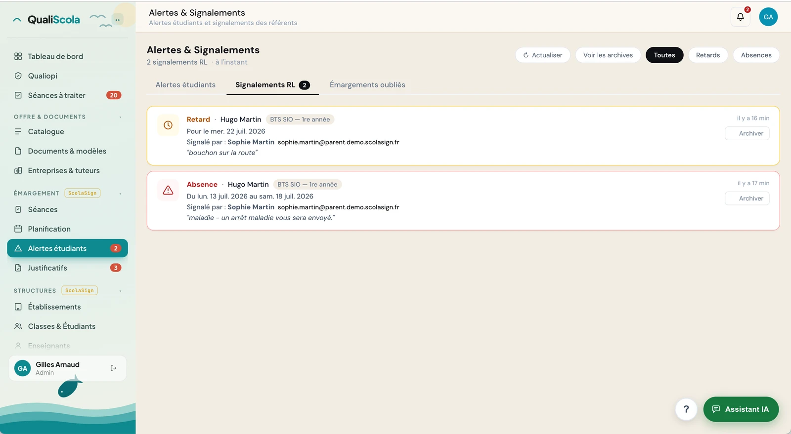 QualiScola — alertes et signalements : retards et absences signalés par les responsables légaux, avec l'auteur, la date et le motif